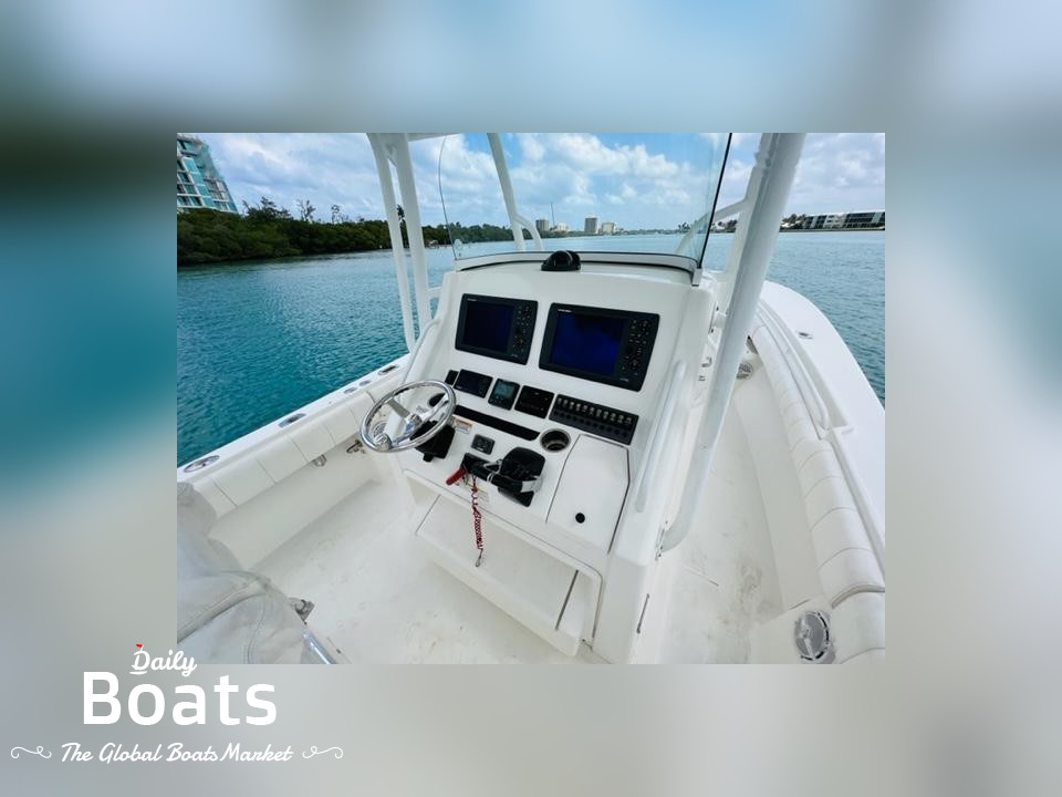 2013 Regulator 28 Forward Seating for sale. View price, photos and Buy