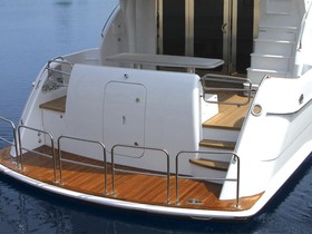 Vegyél 2006 Hatteras 64 Motor Yacht