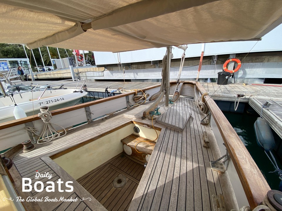 1999 Custom Essex Smack Yacht 29 for sale. View price, photos and Buy