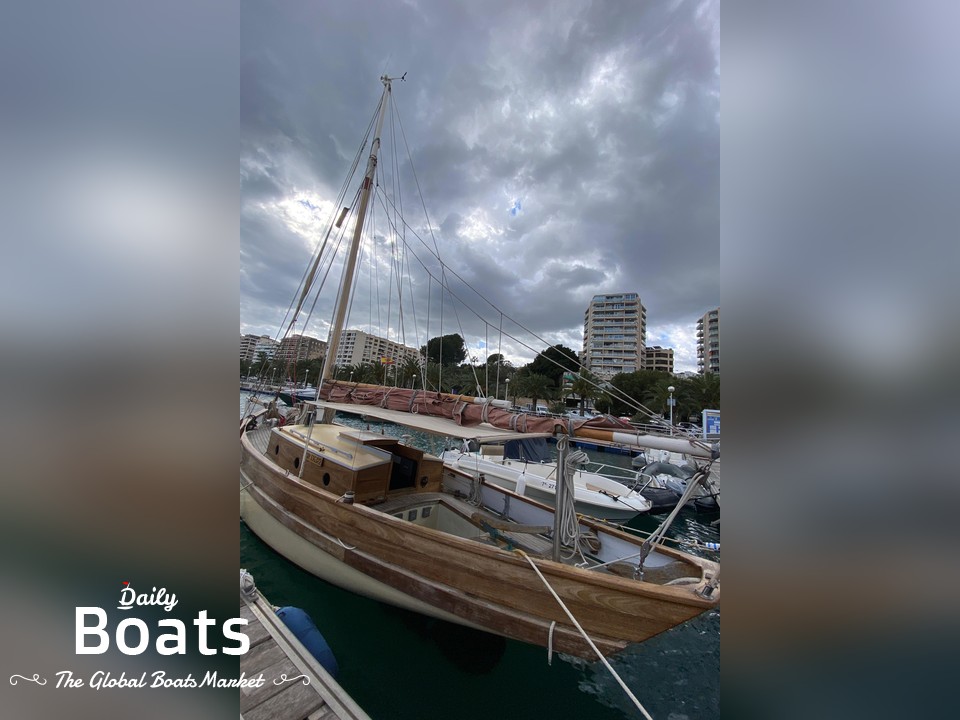 1999 Custom Essex Smack Yacht 29 for sale. View price, photos and Buy