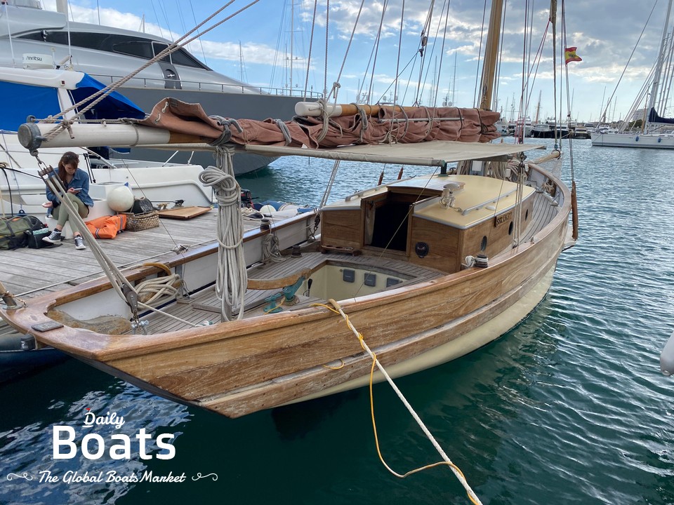 1999 Custom Essex Smack Yacht 29 for sale. View price, photos and Buy