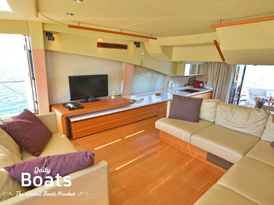 2009 Sealine T60 Aura Special Edition for sale. View price, photos and