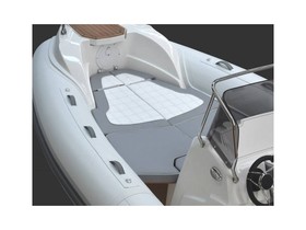 Купить 2022 Marlin Boat 226 Fb