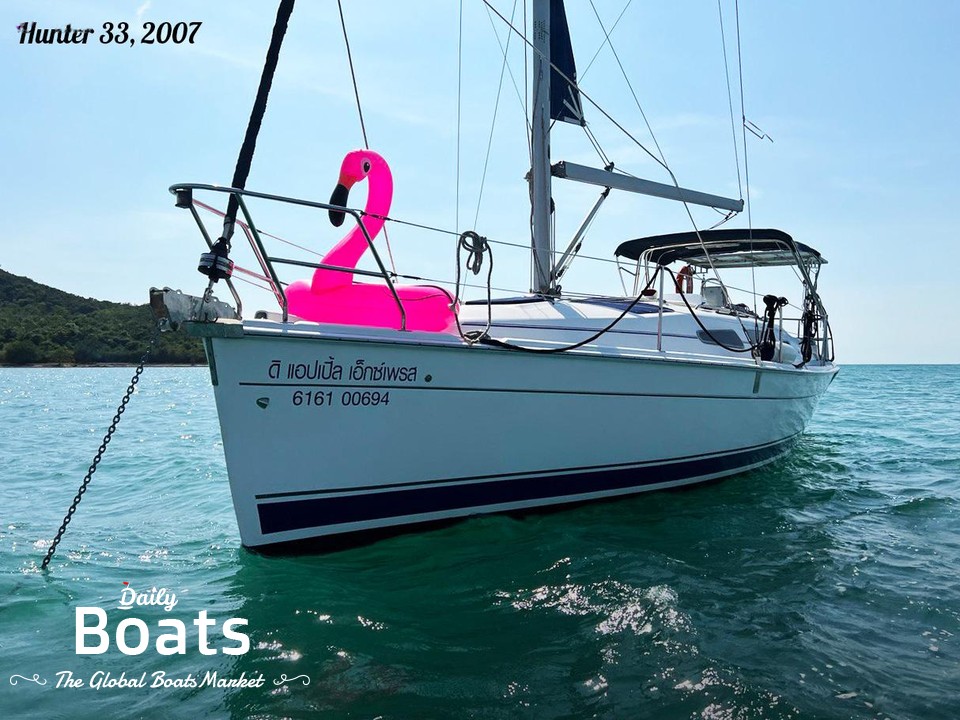 2007 Hunter 33 Fractional Rig Sloop for sale. View price, photos and