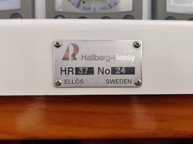 2004 Hallberg-Rassy 37 za prodaju