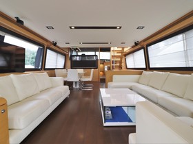 2015 Ferretti Yachts 800
