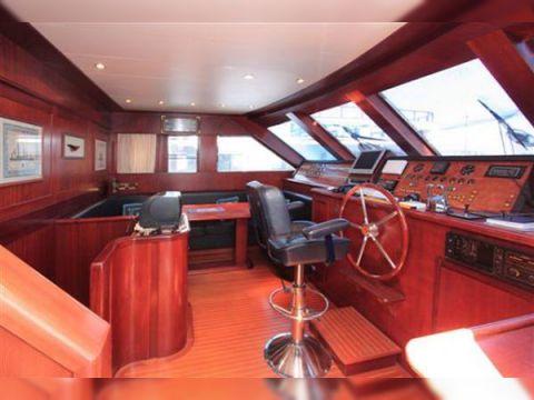 2000 Benetti 75 à vendre