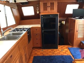 Acheter 1983 Ocean Alexander Tri Cabin