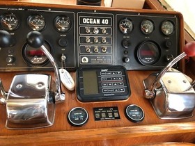 1983 Ocean Alexander Tri Cabin