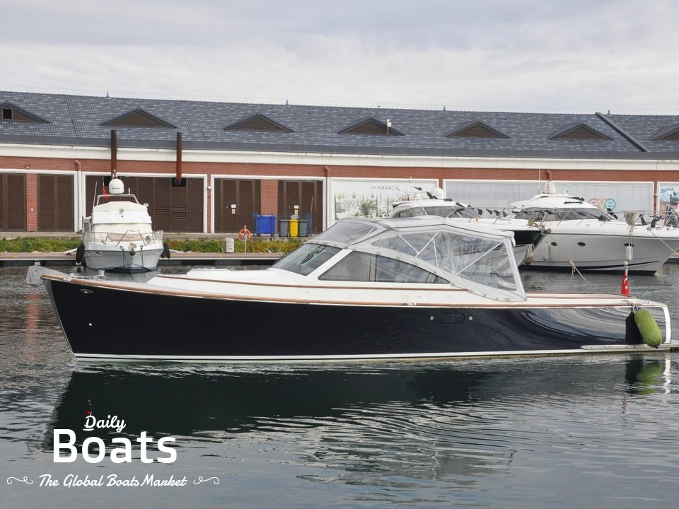 2013 CustomCraft Hybrid Long Island 33 for sale. View price, photos
