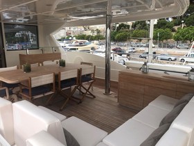 2011 Ferretti Yachts Custom Line 26