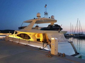 Osta 2008 Ferretti Yachts 780