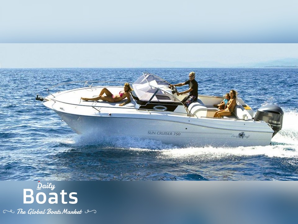Что такое моторные лодки с кабиной Кадди?