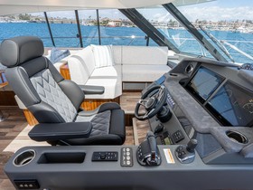 2021 Riviera 5400 Sport Yacht