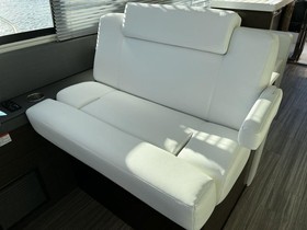 Kupić 2017 Cruisers Yachts 54 Cantius