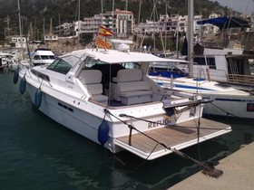 Sea Ray 390 Express Cruiser