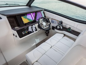 2022 Sea Ray Sundancer 320 Outboard
