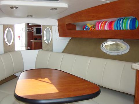 2008 Rinker 280 Express Cruiser