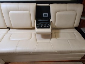 2011 Monterey 400 Sport Yacht προς πώληση