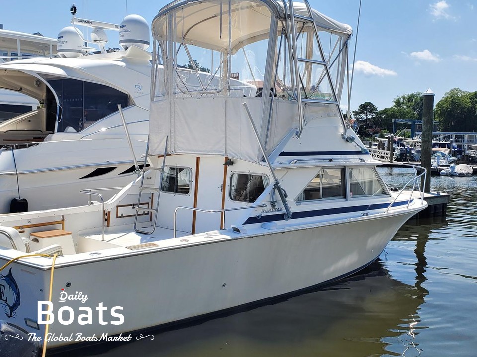 1977 Bertram 28 Flybridge Cruiser for sale. View price, photos and Buy