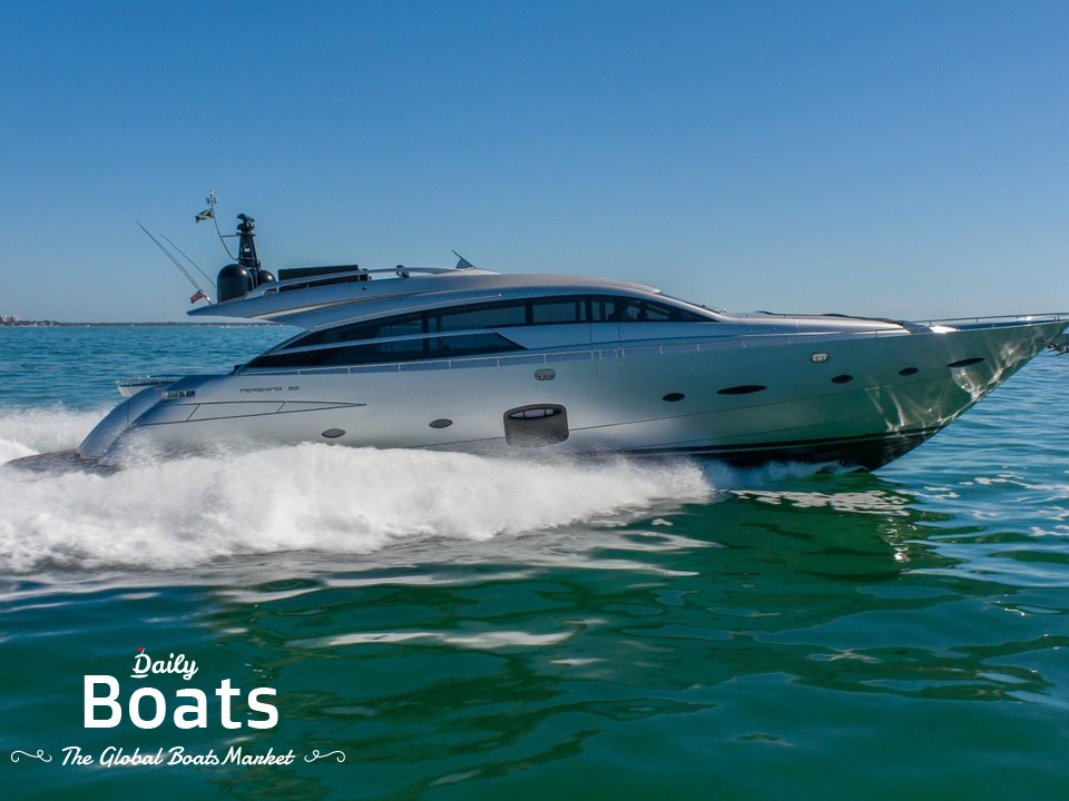 2013 Pershing 92