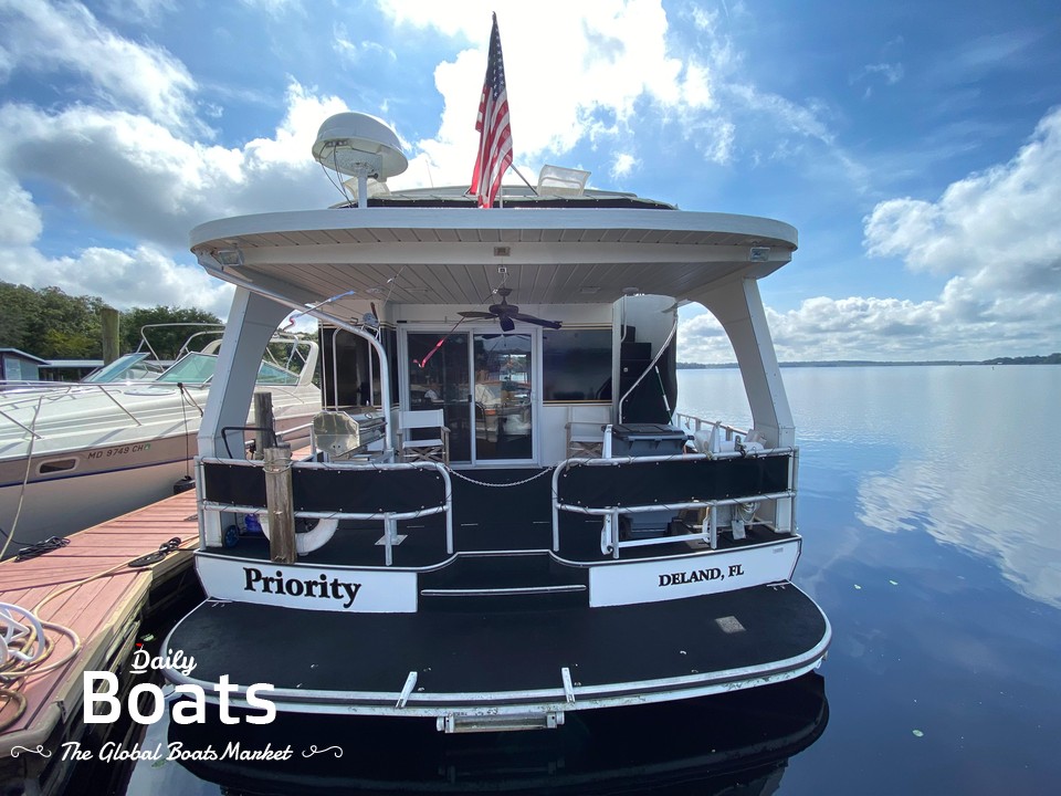 2001 Monticello 60' River Yacht for sale. View price, photos and Buy