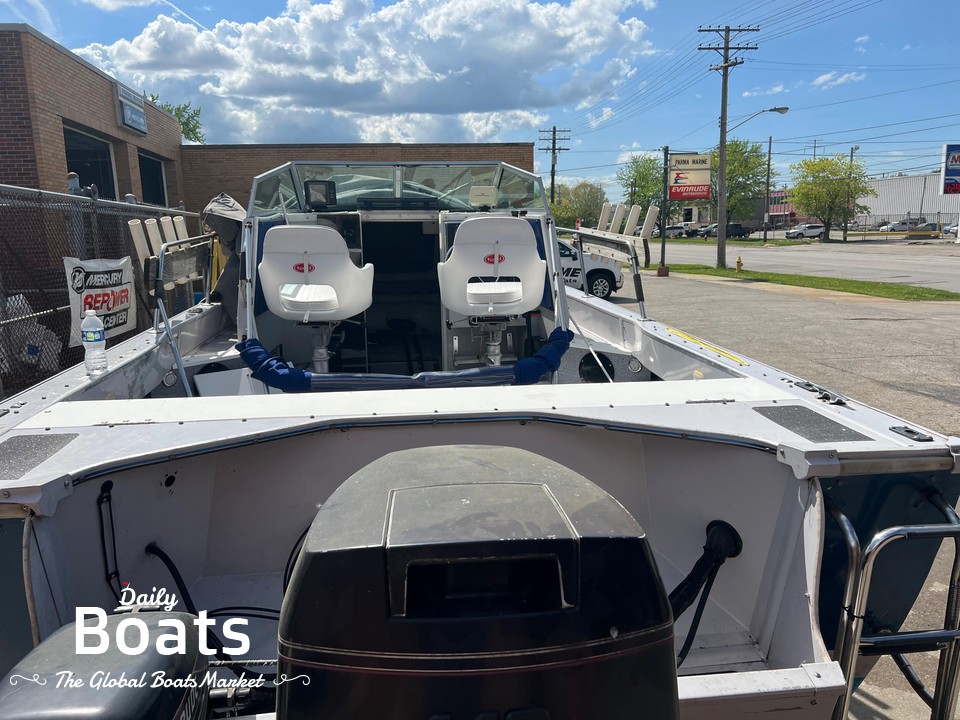 1994 Crestliner 216 Eagle Cuddy for sale. View price, photos and Buy