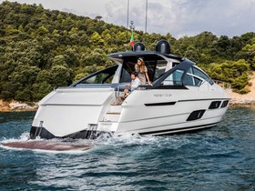 Αγοράστε 2022 Pershing 5X