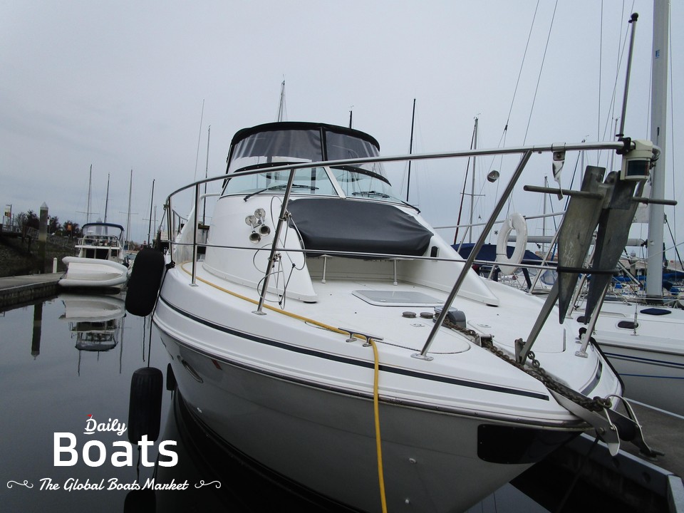1997 Carver 350 Mariner for sale. View price, photos and Buy 1997