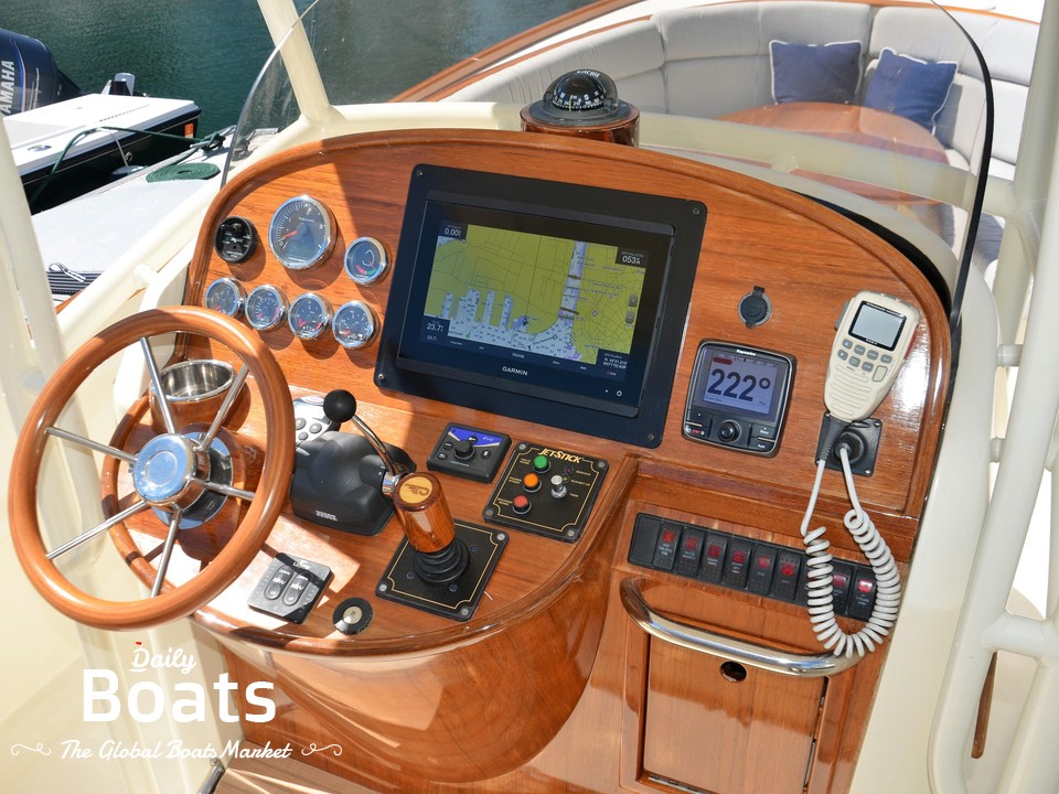 2007 Hinckley T29 With TTop for sale. View price, photos and Buy 2007