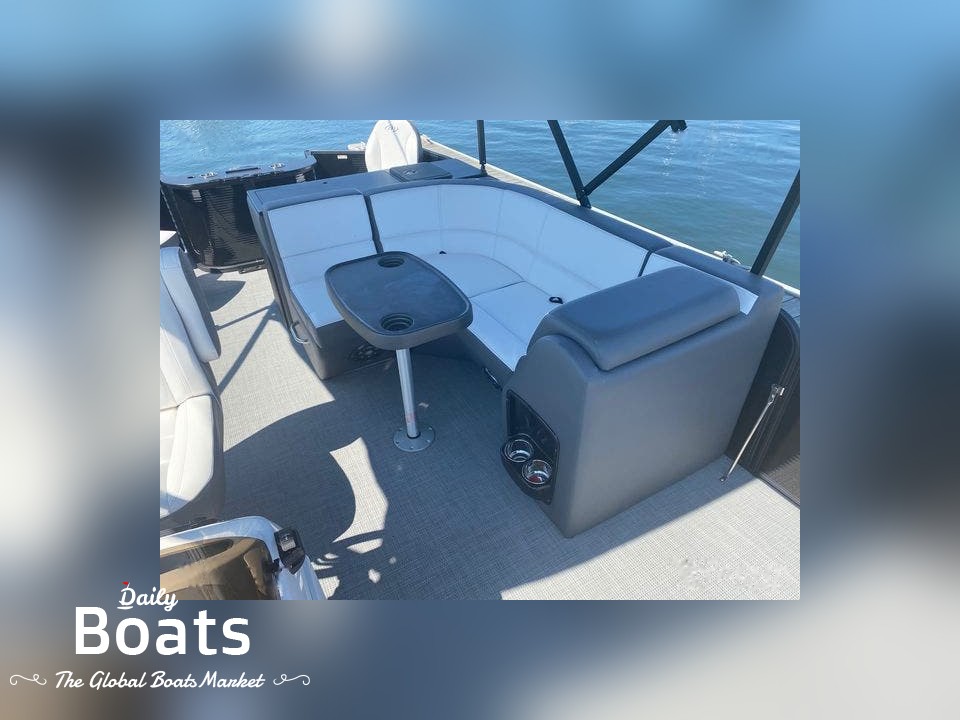 2022 Manitou 20 Aurora for sale. View price, photos and Buy 2022