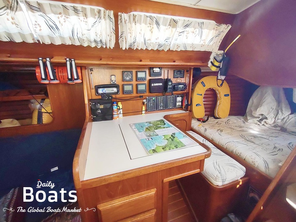 1982 Islander 40 for sale. View price, photos and Buy 1982 Islander 40 ...