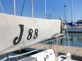2015 J Boats J/88