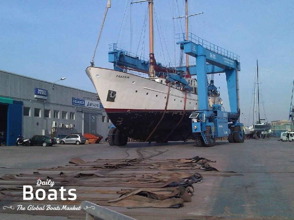 1962 Pilothouse Yarrow & Co. for sale. View price, photos and Buy 1962