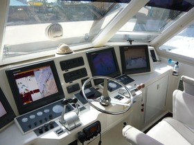 Vegyél 1995 Viking Cockpit Sport Yacht