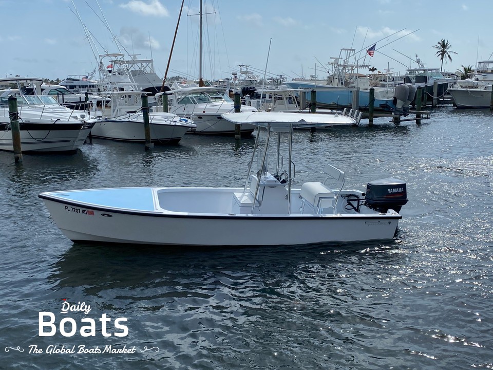 1996 Spanish Wells Center Console for sale. View price, photos and Buy