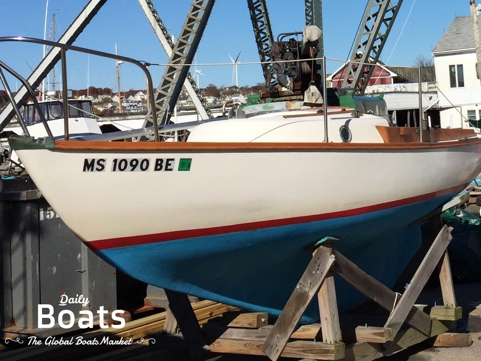 1980 Cape Dory Typhoon Daysailer for sale. View price, photos and Buy