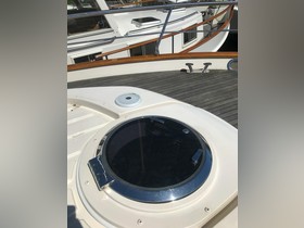 2018 Chris-Craft Commander 44