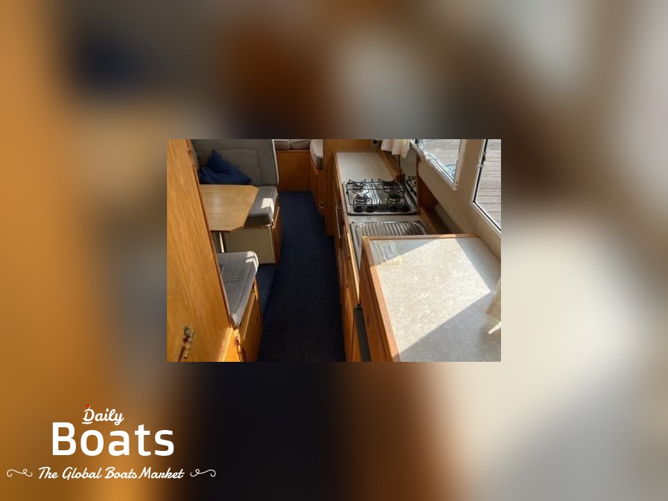 2000 Viking Boats 28 Narrowbeam for sale. View price, photos and Buy