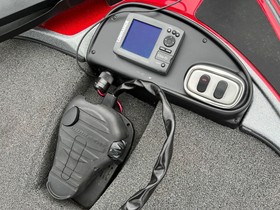 2015 Nitro Z-8
