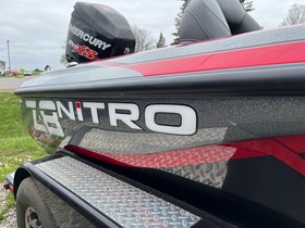2015 Nitro Z-8