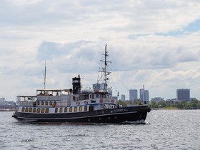 Admiral 100 Steamship