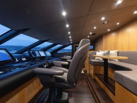 2018 Sunseeker 131 Yacht eladó