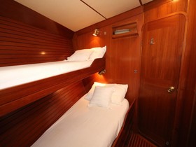 1987 Baltic 83