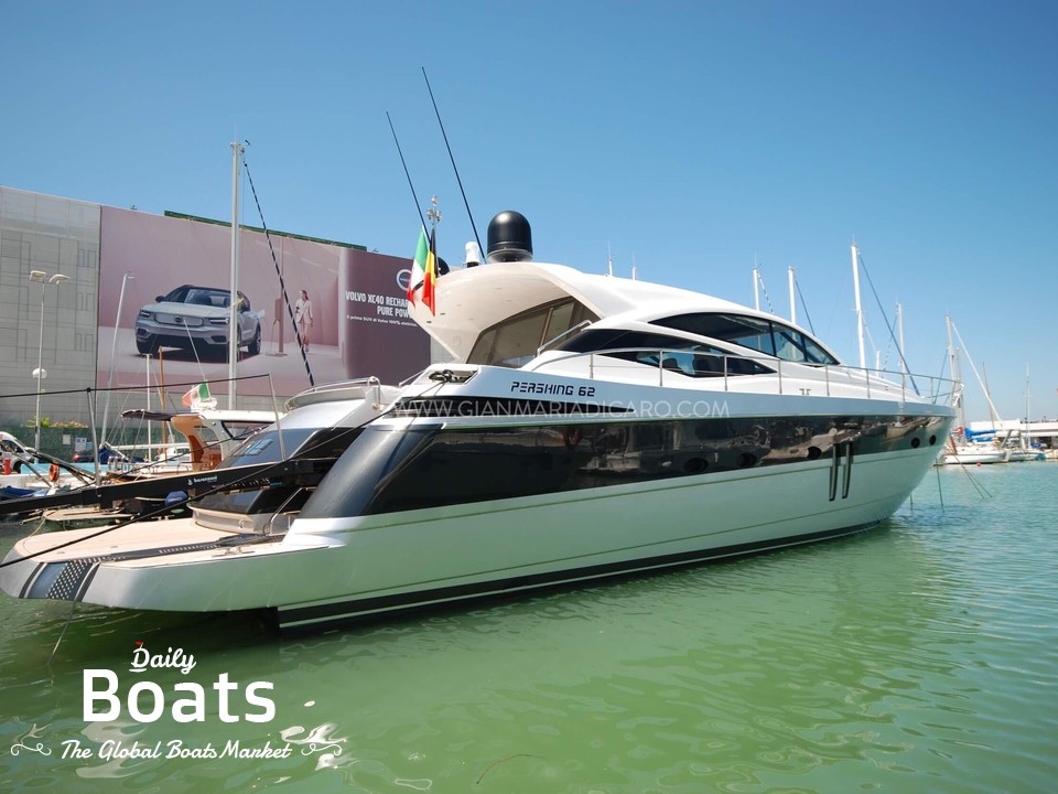 2007 Pershing 62