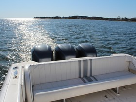 2008 Intrepid 370 Open