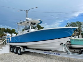 Köpa 2023 Regulator 31