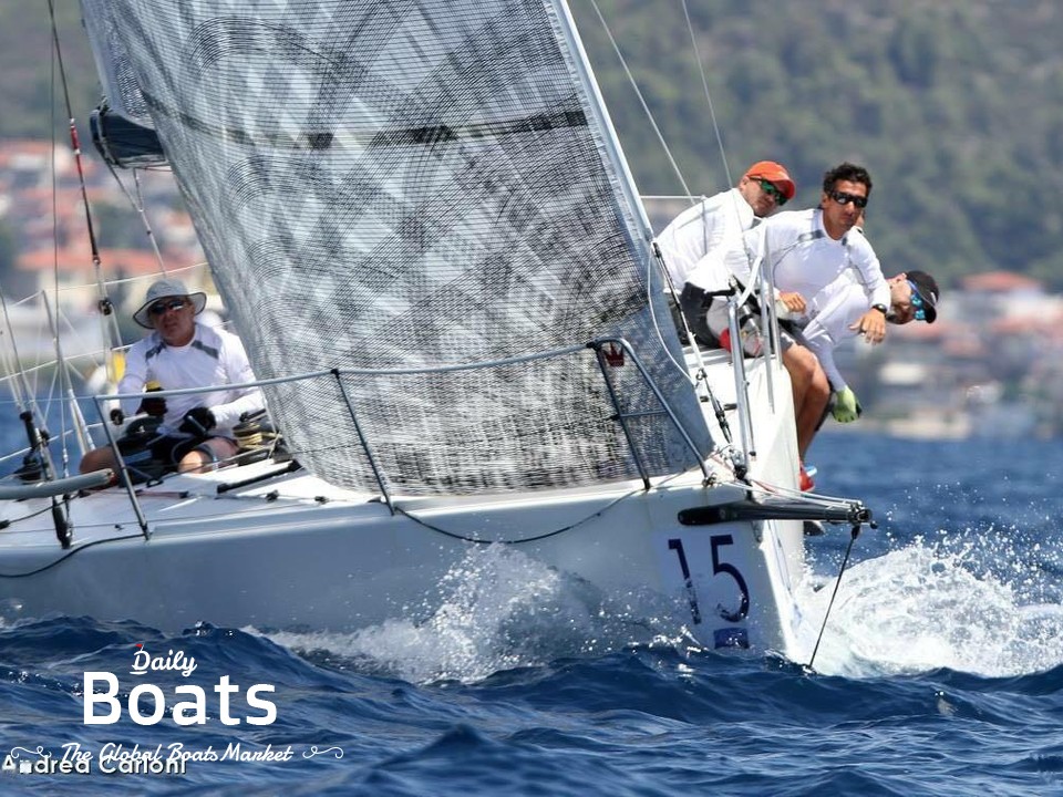 Barcos de carreras CSC Composites bolt 37 en venta Daily Boats