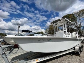 2017 Intruder 23 Center Console