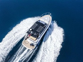 2022 Motor Yacht Revo